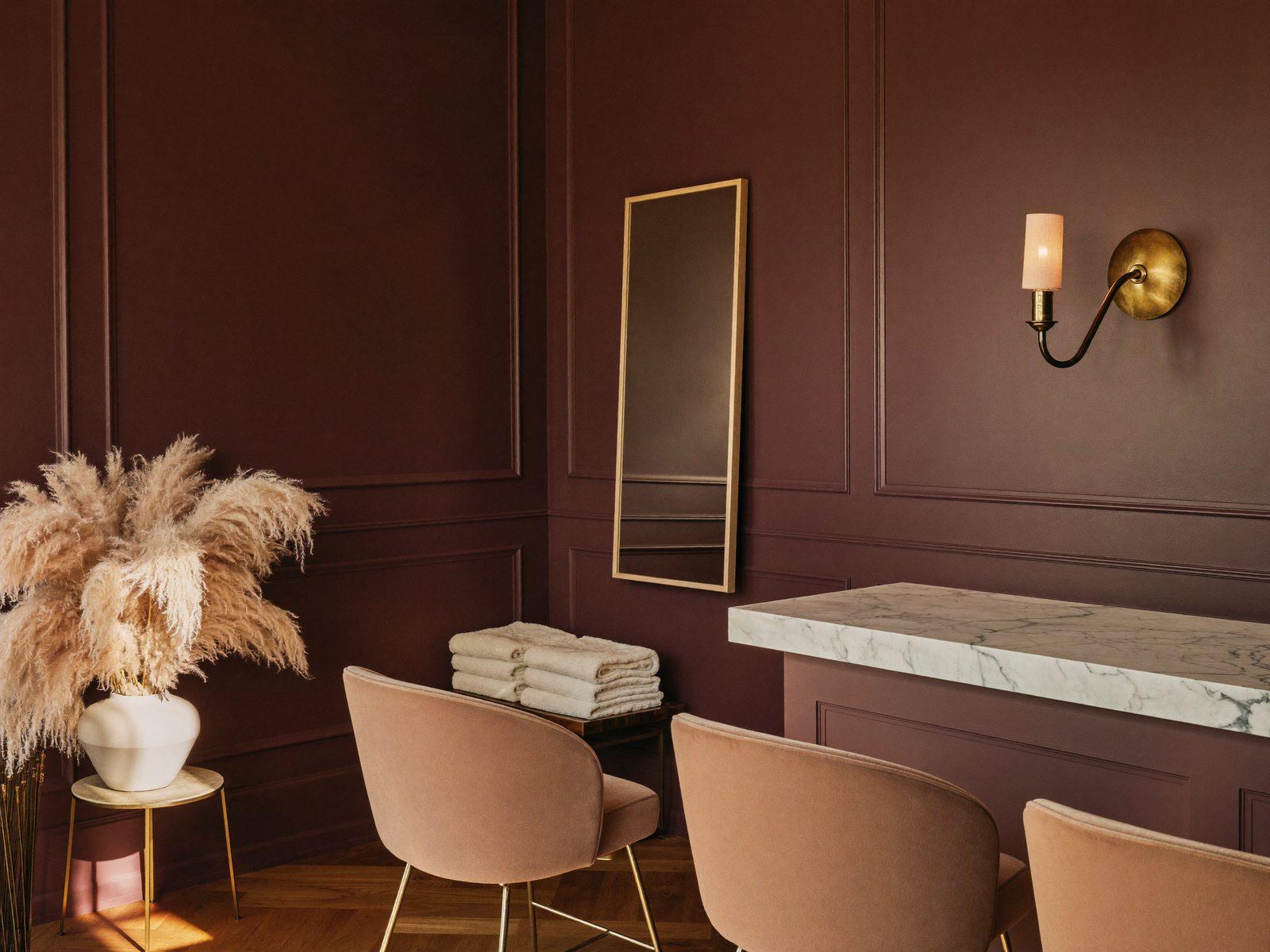 Inside the Chic Beauty studio